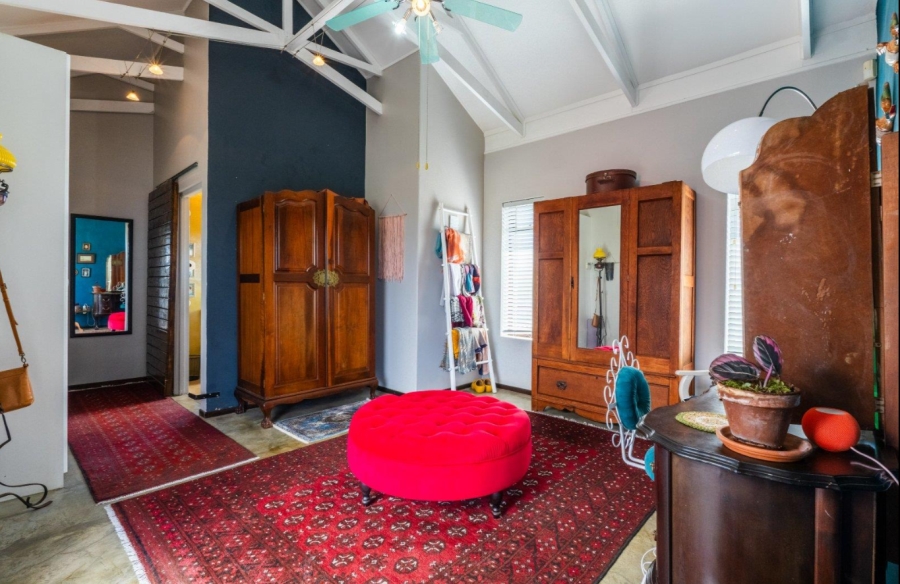 4 Bedroom Property for Sale in Linkside Western Cape